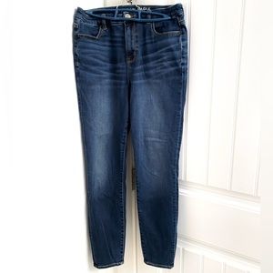 🛑SOLD🛑American Eagle Next Level Curvy High Rise Skinny Jean Size 10
